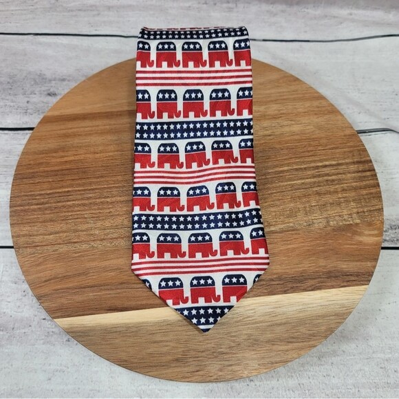 Parquet Mens Republican Elephant Red White and Blue Neck Tie - Picture 2 of 8